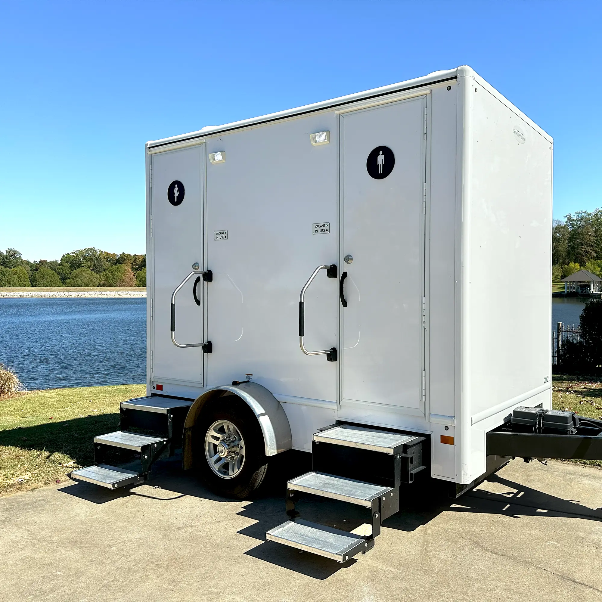 FusionSite Services - Luxury restroom trailers in Nashville, Tennessee
